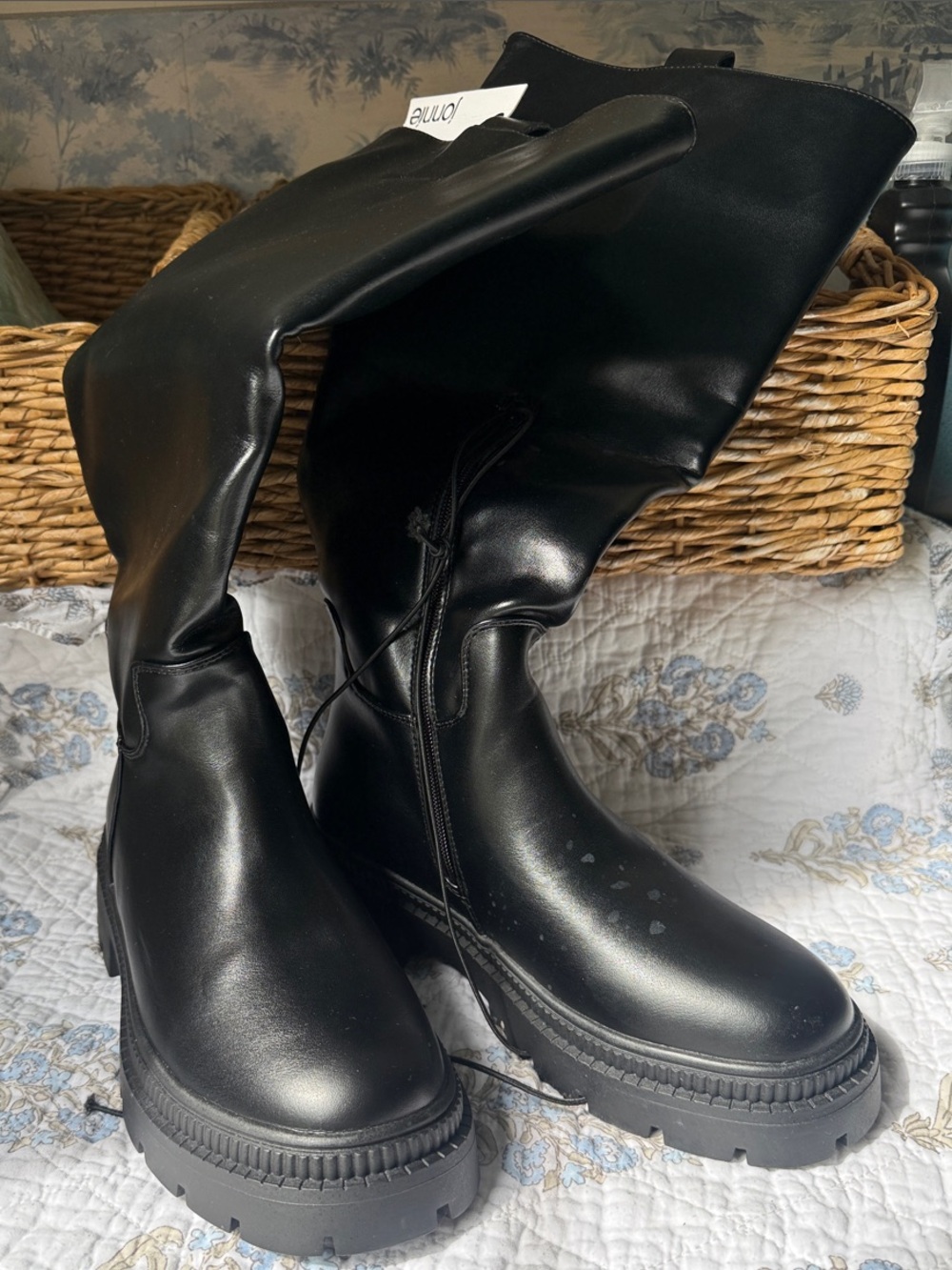 Black Lace-Up Women's Knee-High Platform Boots
